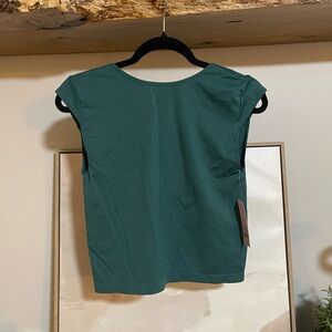Seamless Teal Short Sleeve Scoop Back Women's Crop Top